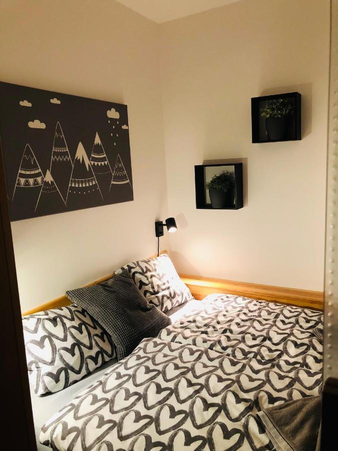 Apartman U Sklarny Apartment Харачов Екстериор снимка