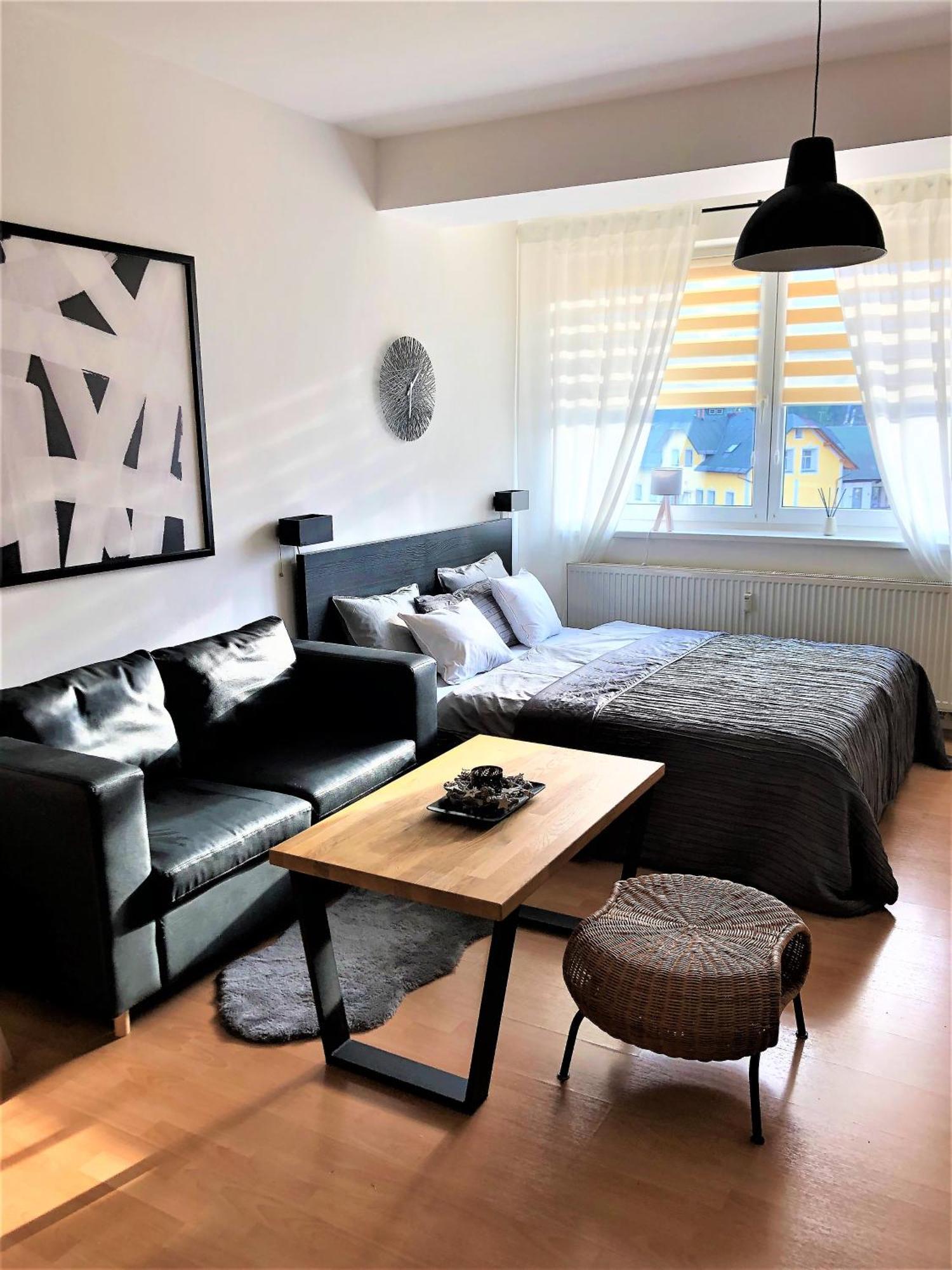 Apartman U Sklarny Apartment Харачов Екстериор снимка